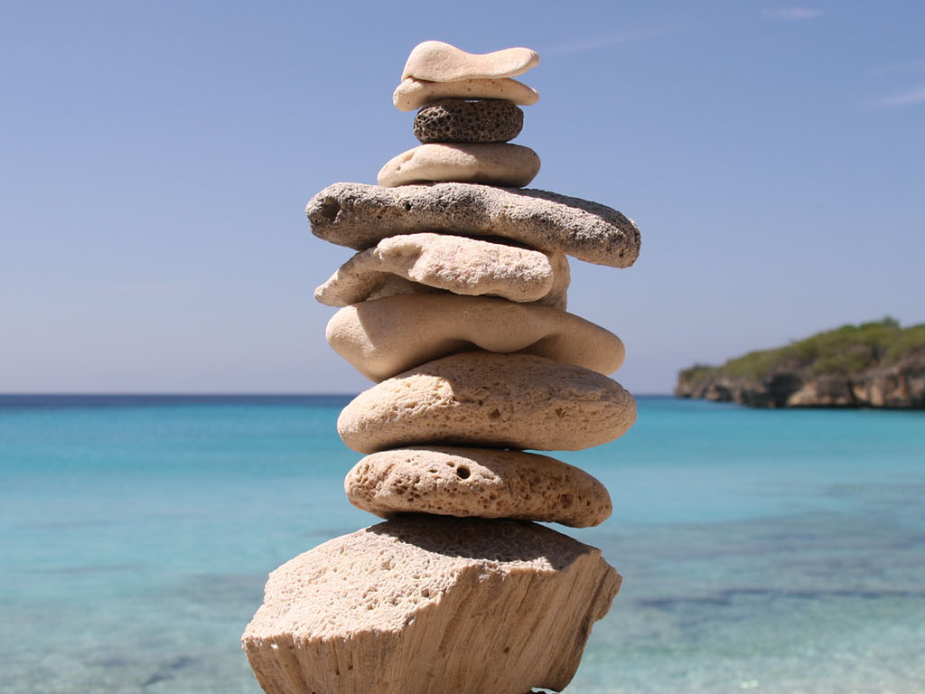 Steinturm-Strand-Curacao